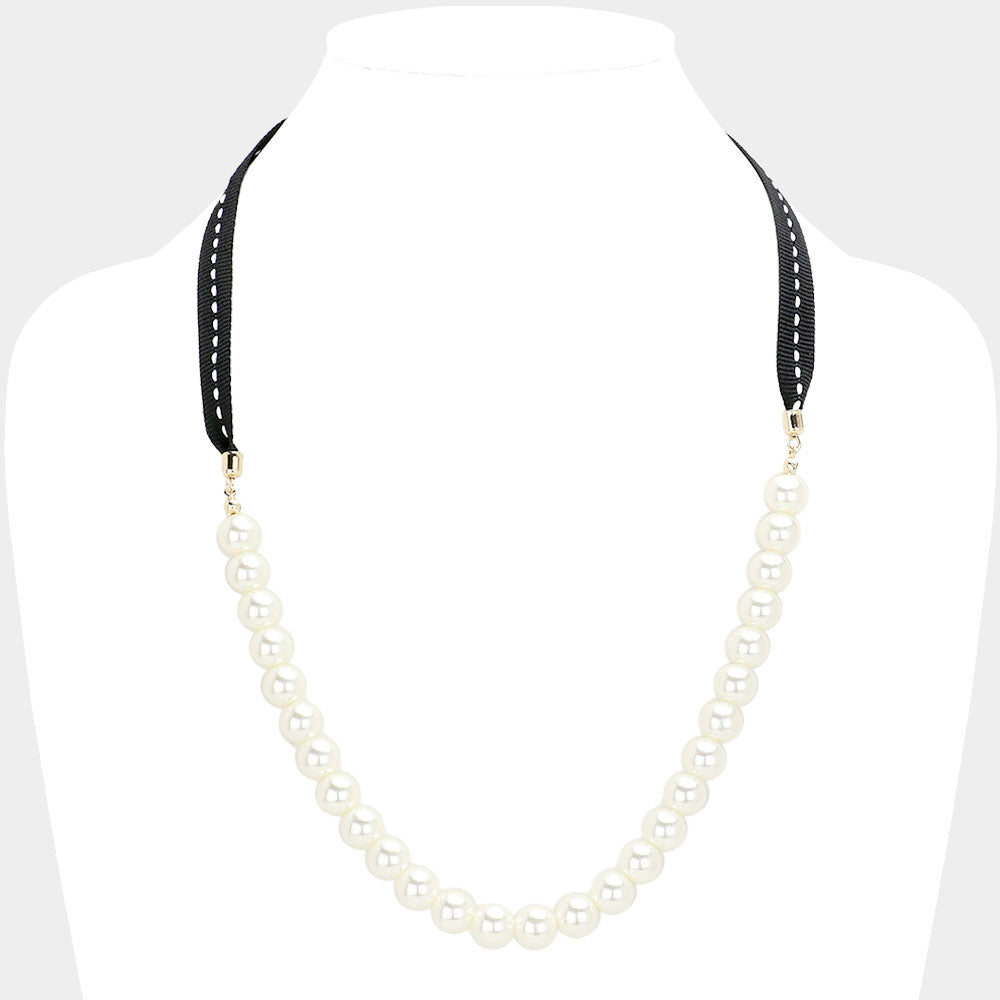 Ribbon Pearl Necklace